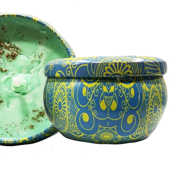 Organic Soy Custom Blend Cooling Natural Eucalyptus Candle, NWT - Picture 2 of 2